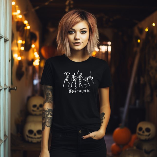 Camiseta Halloween Dancing Skeleton Strike A Pose Funny (Subido por el creador)