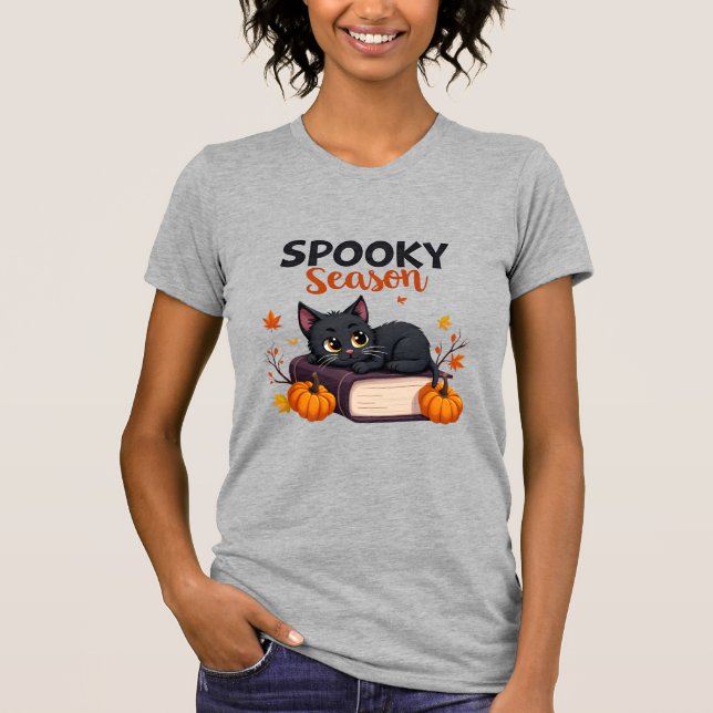 Camiseta Halloween de temporada espeluznante de gato negro  (Anverso)