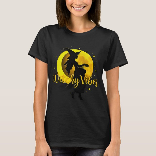 Camiseta Halloween de Witchy Vibes - Moon Magic (Anverso)