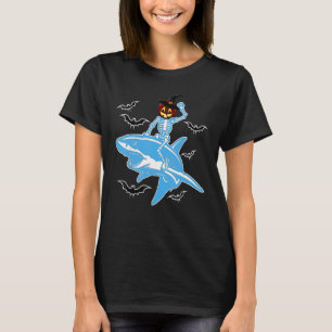 Camiseta Halloween Disstume Skeleton Riding Shark Bats Cute