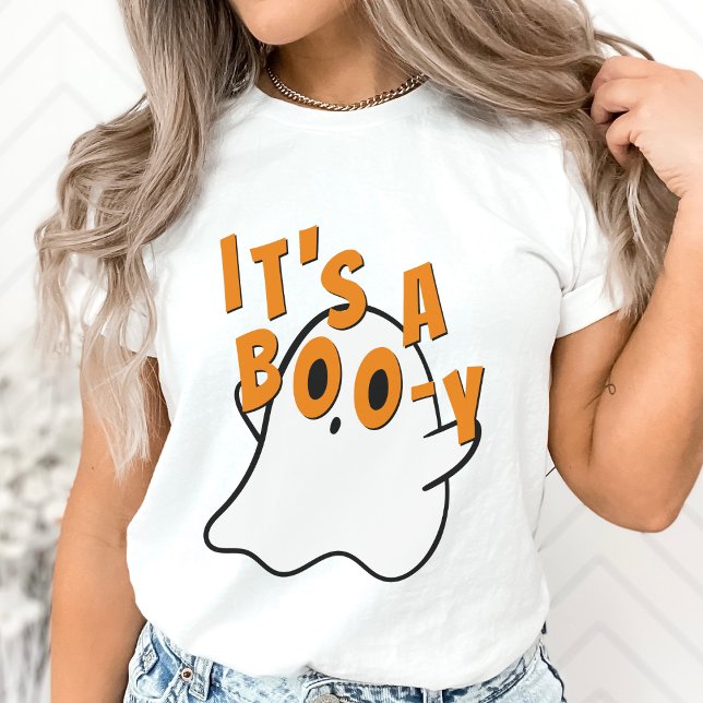 Camiseta Halloween divertido es blanco de un chico fantasma (It's a boy ghost Halloween baby shower gender reveal pregnancy announcement white t-shirt)