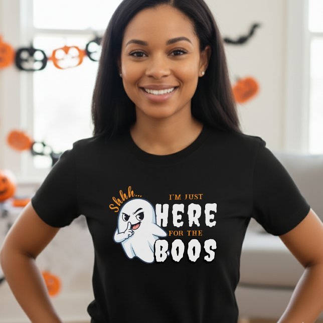 Camiseta Halloween es un divertido juego de palabras para l (Halloween Funny Ghost Pun Just Here for the Boos T-Shirt
)