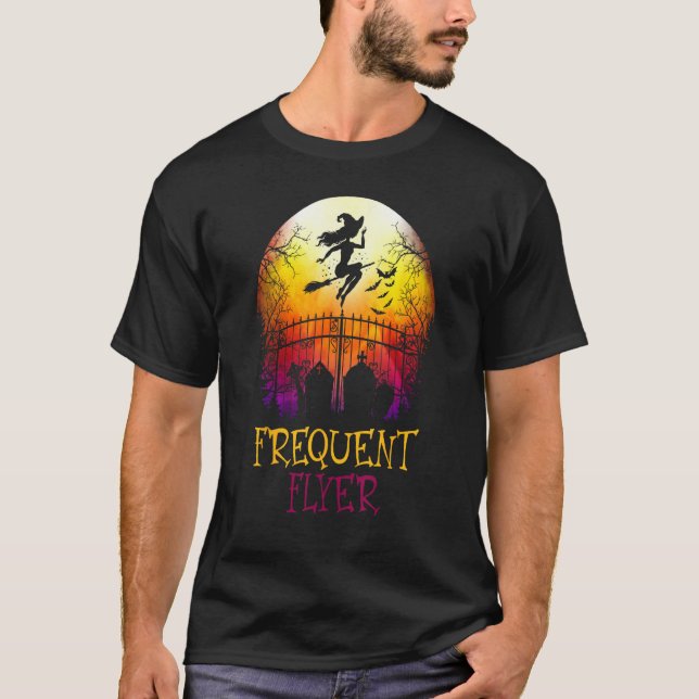 Camiseta Halloween Frequent Flyer In The Cemetery Lazy Cost (Anverso)