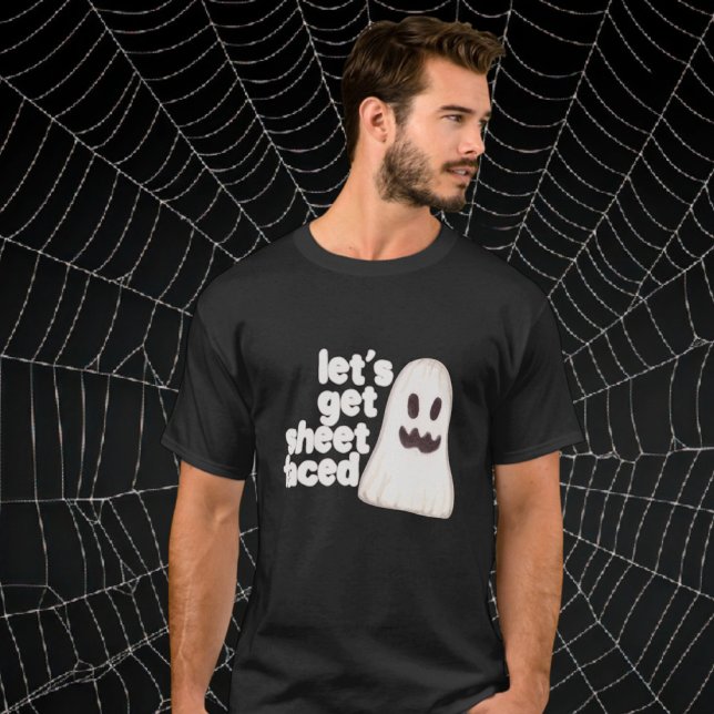 Camiseta Halloween Hagamos uso del humor (Halloween Lets Get Sheet Faced Humor T-Shirt
by Ricaso. An adult themed drinking t-shirt )