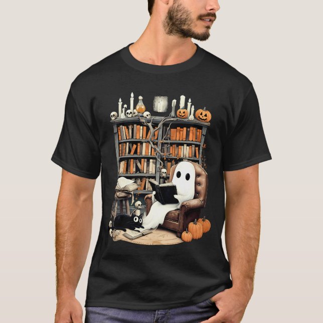 Camiseta Halloween: Retro Ghost Reading Books (Anverso)