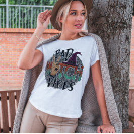 CAMISETA HALLOWEEN TRENDY BAD WITCH VIBES | BASURA