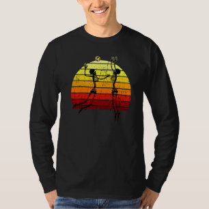 Camiseta Halloween Volleyball Skeleton Player Retro Vintage