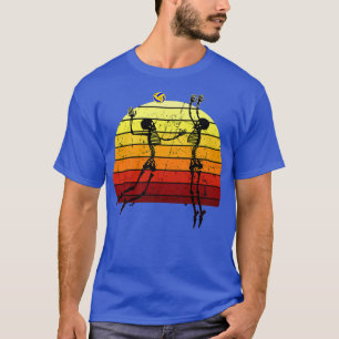 Camiseta Halloween Volleyball Skeleton Player Retro Vintage