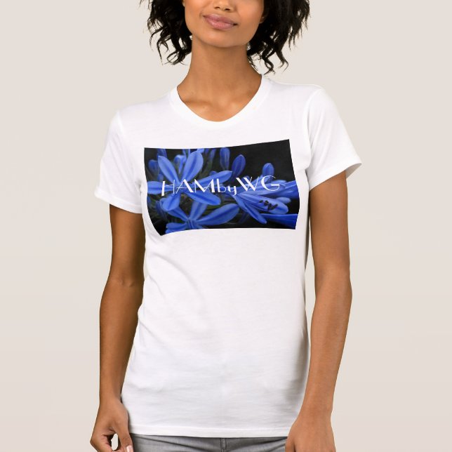 Camiseta HAMbyWG Pequeñas flores azules (Anverso)