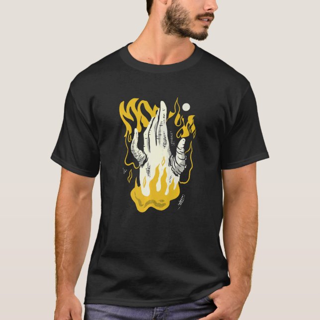 Camiseta Hand Scary Surreal Burning Devil (Anverso)