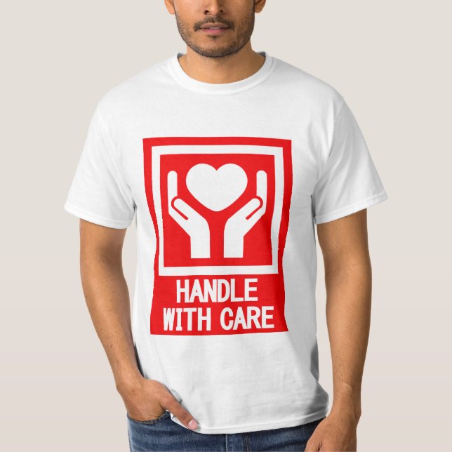 Camiseta HANDLE_With_CARE (Anverso)