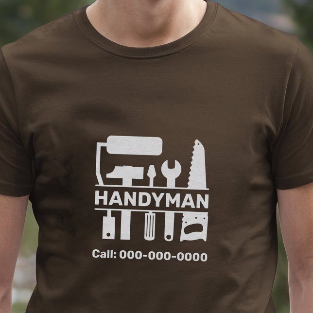 Camiseta Handyman - Monograma de herramientas de hardware (Handyman - Hardware Tools Monogram T-Shirt)