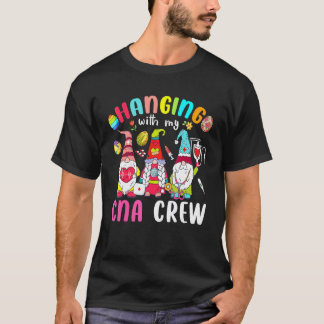 Camiseta Hanging With My Cna Crew Gnomies Nurse Easter Day