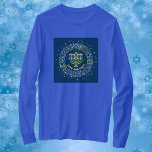 Camiseta Hannukah Menorah T-Shirt<br><div class="desc">Celebrar ocho días y ocho noches del Festival de las Luces con tarjetas y regalos de Hanukkah. El festival de las luces está aquí. Encienda la menorah, juegue con el dreidel y festín sobre los lagos y los suganiots. Celebra el espíritu de Hanukkah con amigos, familia y seres queridos deseándoles...</div>