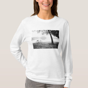 Camiseta Hanoi Vietnam, Bicicleta y Bay Parque Mau Lake Len