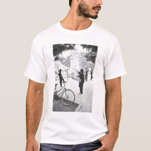 Camiseta Hanoi Vietnam, Ejercicios matutinos por Hoan Kiem