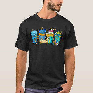 Camiseta Hanukkah Coffee Latte Drink Menorah Chanukah Cute