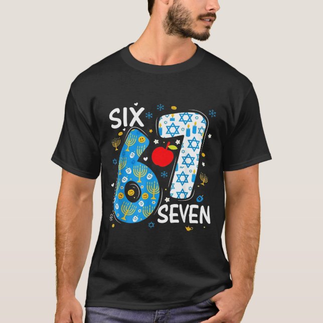 Camiseta Hanukkah Menorah Dreidel 67 Festive Chanukah Six S (Anverso)