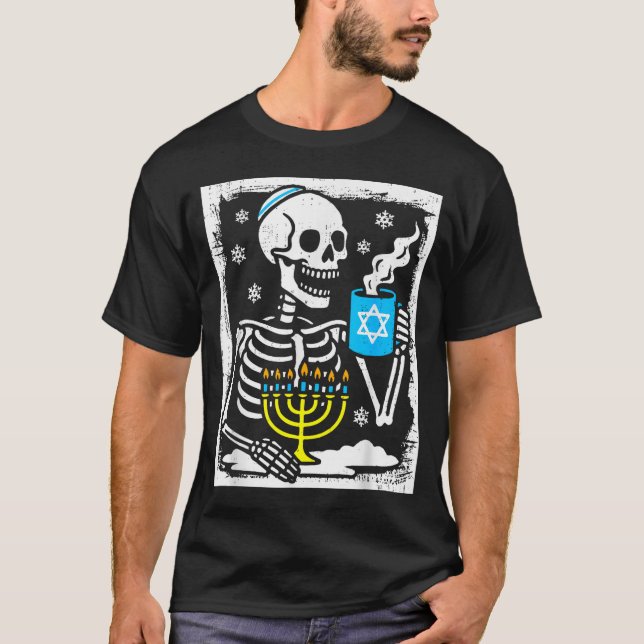 Camiseta Hanukkah Skeleton Coffee Dreidel Jewish Menorah Ch (Anverso)