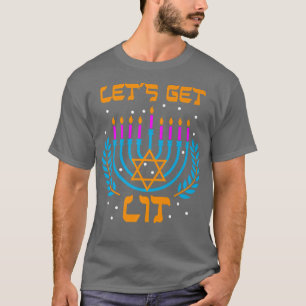 Camiseta Hanukkah Vamos a poner la luz Menorah Funny Judío 