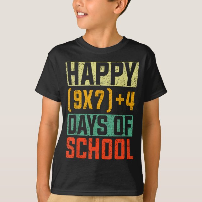 Camiseta Happy 67 Days Of School Math Teacher Students Six  (Anverso)