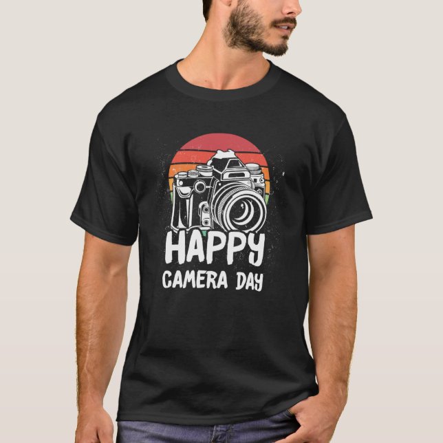 Camiseta Happy Camera Day Photo  for Photographers and Phot (Anverso)
