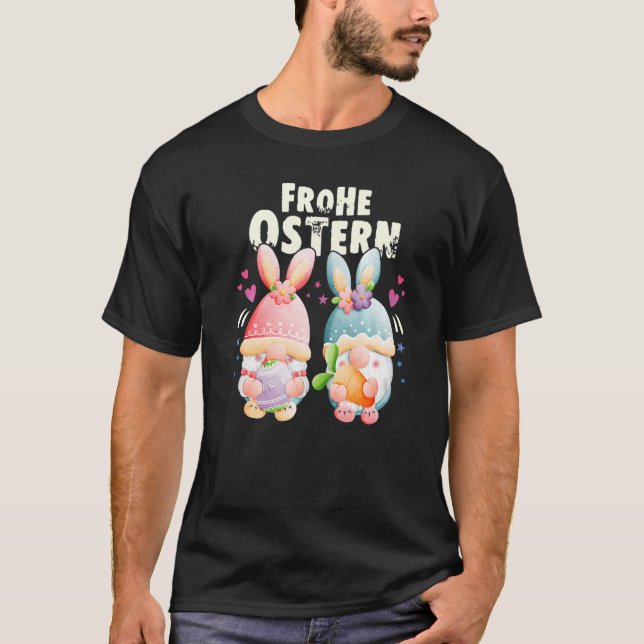 Camiseta Happy Easter in German Gnome with bunny ears Easte (Anverso)
