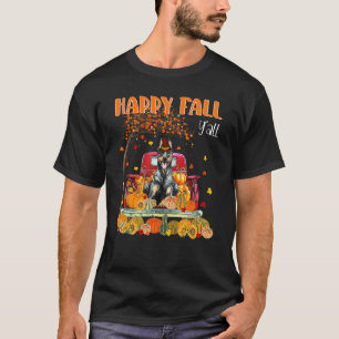 Camiseta Happy Fall Y'all Doberman Dog on Truck Pumpkin Fal