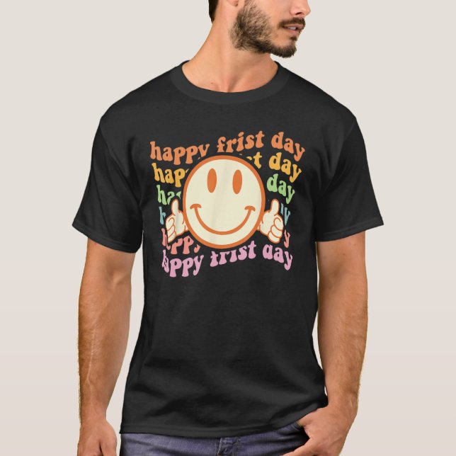 Camiseta Happy First Day Back To School Teacher Retro Wavy  (Anverso)