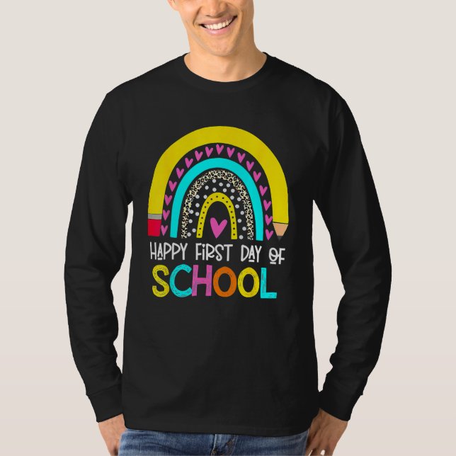 Camiseta Happy First Day Of School Back To School Rainbow (Anverso)
