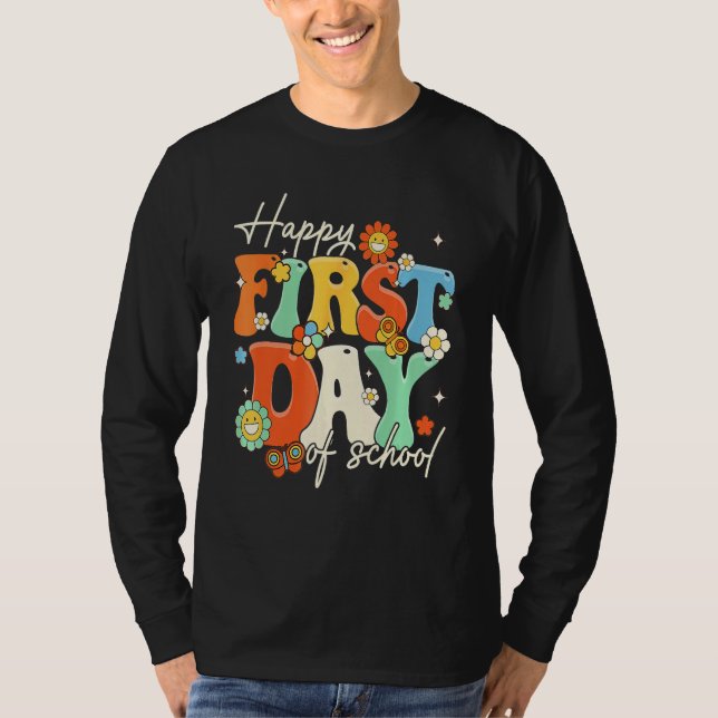 Camiseta Happy First Day Of School Retro Groovy  Teacher St (Anverso)
