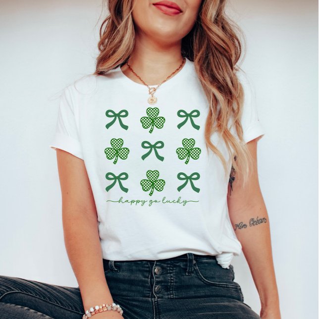 Camiseta Happy Go Lucky St Patrick's Day Coquette Style (Subido por el creador)