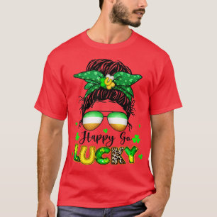 Camiseta Happy Go Lucky Women Messy Bun Shamrock St Patrick
