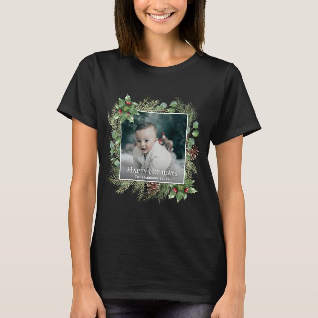 Camiseta Happy Holidays Photo Wreath Greenery  (Anverso)