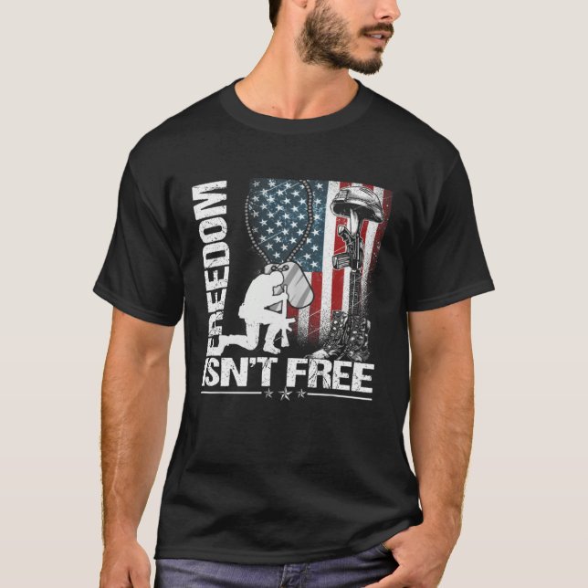 Camiseta Happy Memorial Day Freedom Isn t Free  Fourth of J (Anverso)