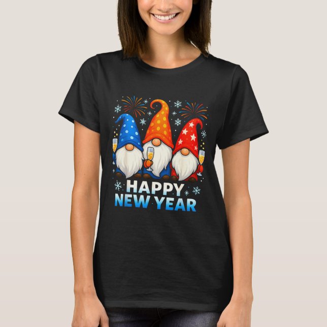 Camiseta Happy New Year 2026 Gnomes Matching Family New Yea (Anverso)