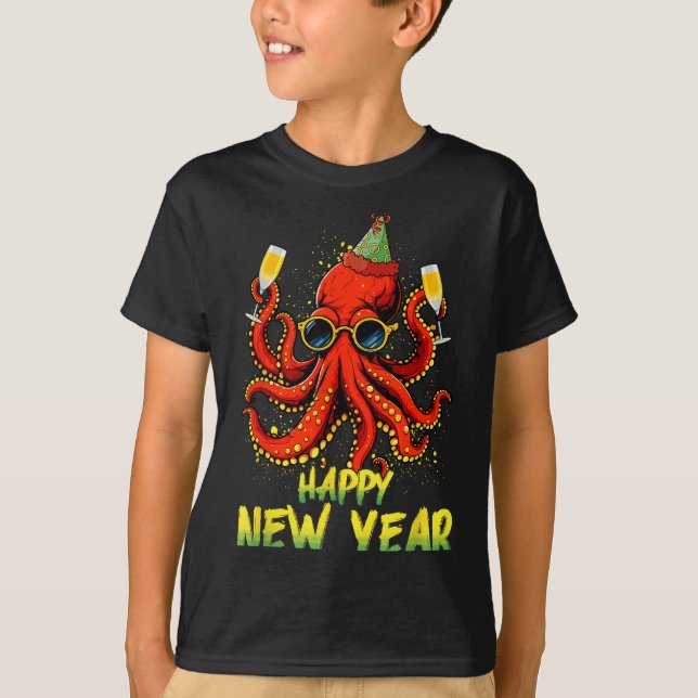 Camiseta Happy New Year 2026 Octopus Drinking Champagne New (Anverso)