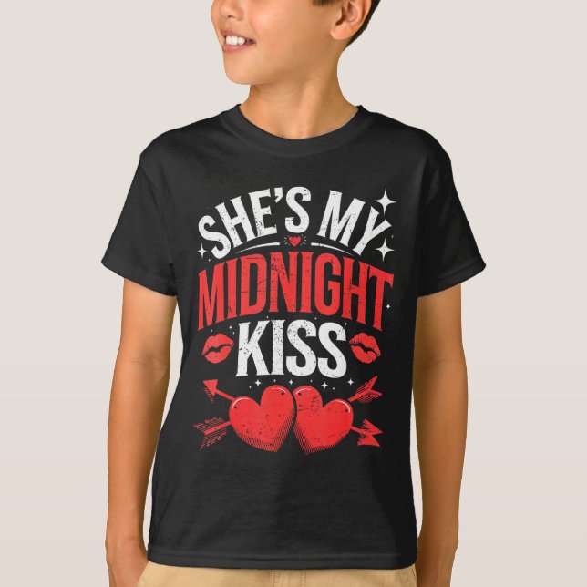 Camiseta Happy New Year Couples She's My Midnight Kiss Vale (Anverso)
