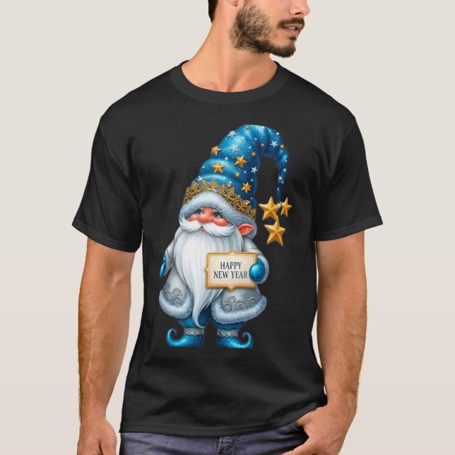 Camiseta Happy New Years Eve 2026 Party Gnomes Matching Fam (Anverso)