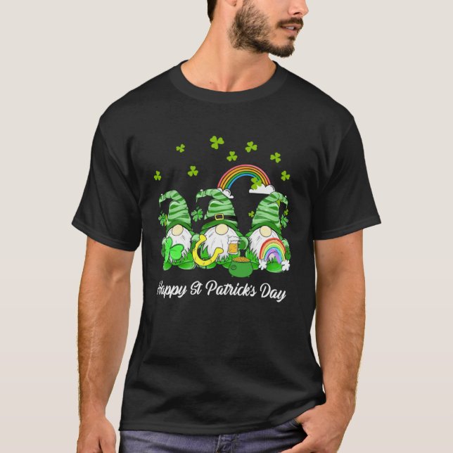 Camiseta Happy St Patrick s Day Three Gnomes Shamrock (Anverso)