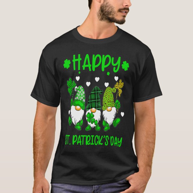 Camiseta Happy St Patrick's Day Three Gnome Irish Shamrock  (Anverso)