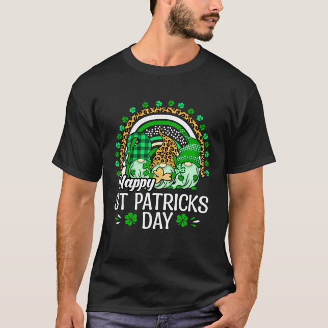 Camiseta Happy St Patrick's Day Three Gnome Irish Shamrock  (Anverso)