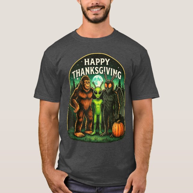 Camiseta Happy Thanksgiving Shirt Men Bigfoot Alien Mothman (Anverso)