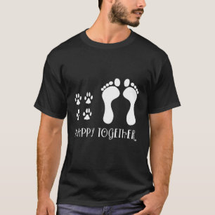 Camiseta Happy Together Dog Lover Pet Lover Paws and Feed T