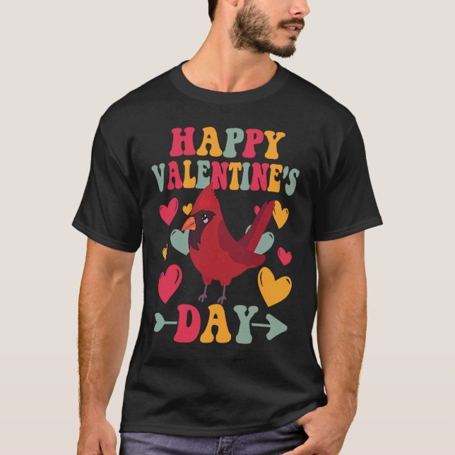 Camiseta Happy Valentines Day Cardinal Heart Love Groovy (Anverso)
