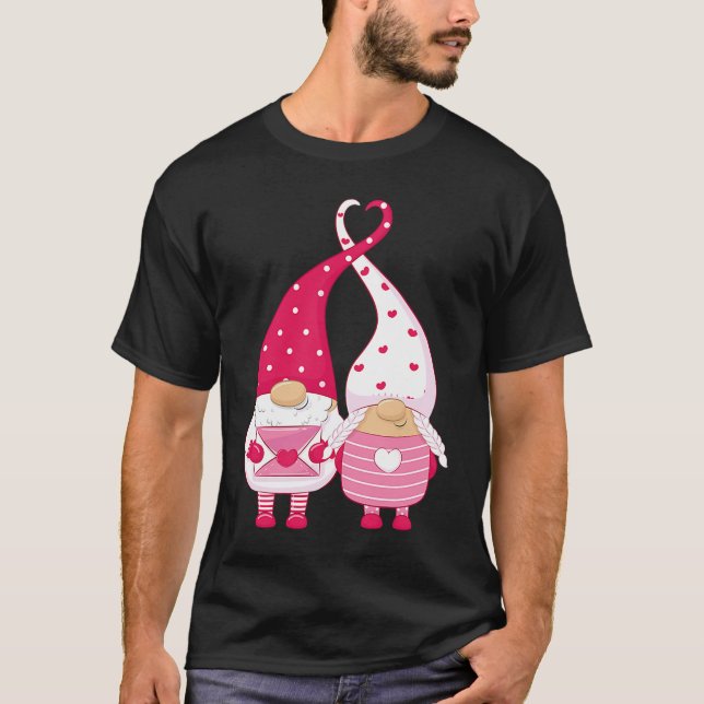 Camiseta Happy Valentineu2019s Day Two Gnomes in Love (Anverso)