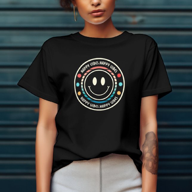 Camiseta Happy Vibes – Irradia Alegría  (Subido por el creador)