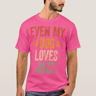 Camiseta Hasta a mi perro le encanta la divertida novela de