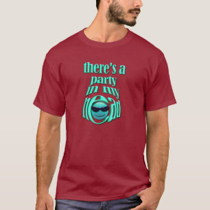 Camiseta Hay un Fiesta en mi cabeza