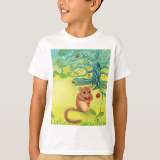 Camiseta Hazel Dormouse comiendo fresa silvestre